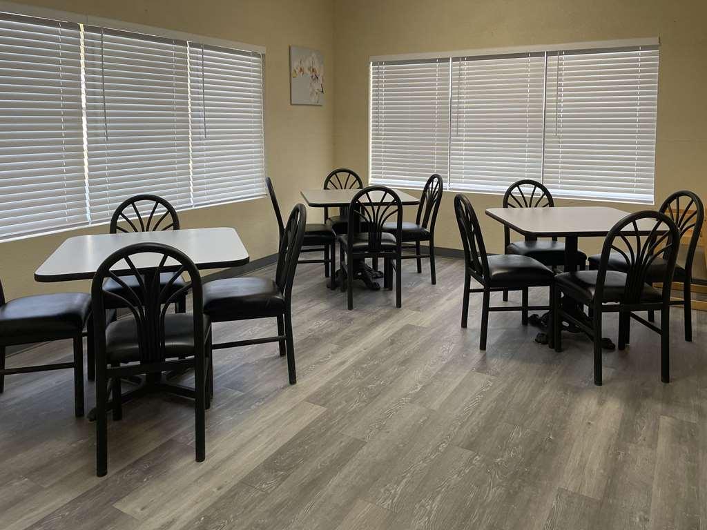 Econo Lodge Inn & Suites Sweetwater I-20 Restaurace fotografie